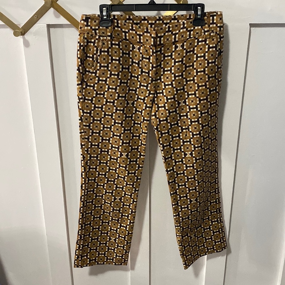 Tory Burch size 6 cropped pants. Perfect condition.